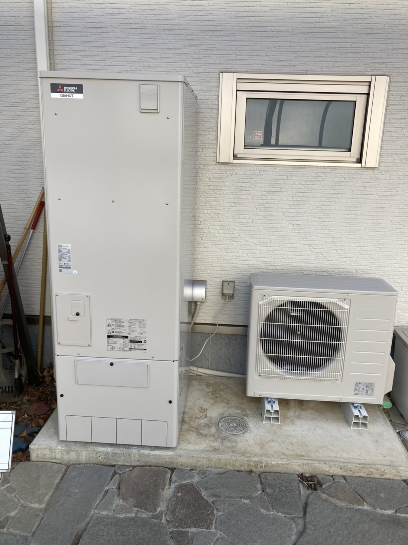 佐久市　エコキュート取替工事の現場のリフォーム写真
