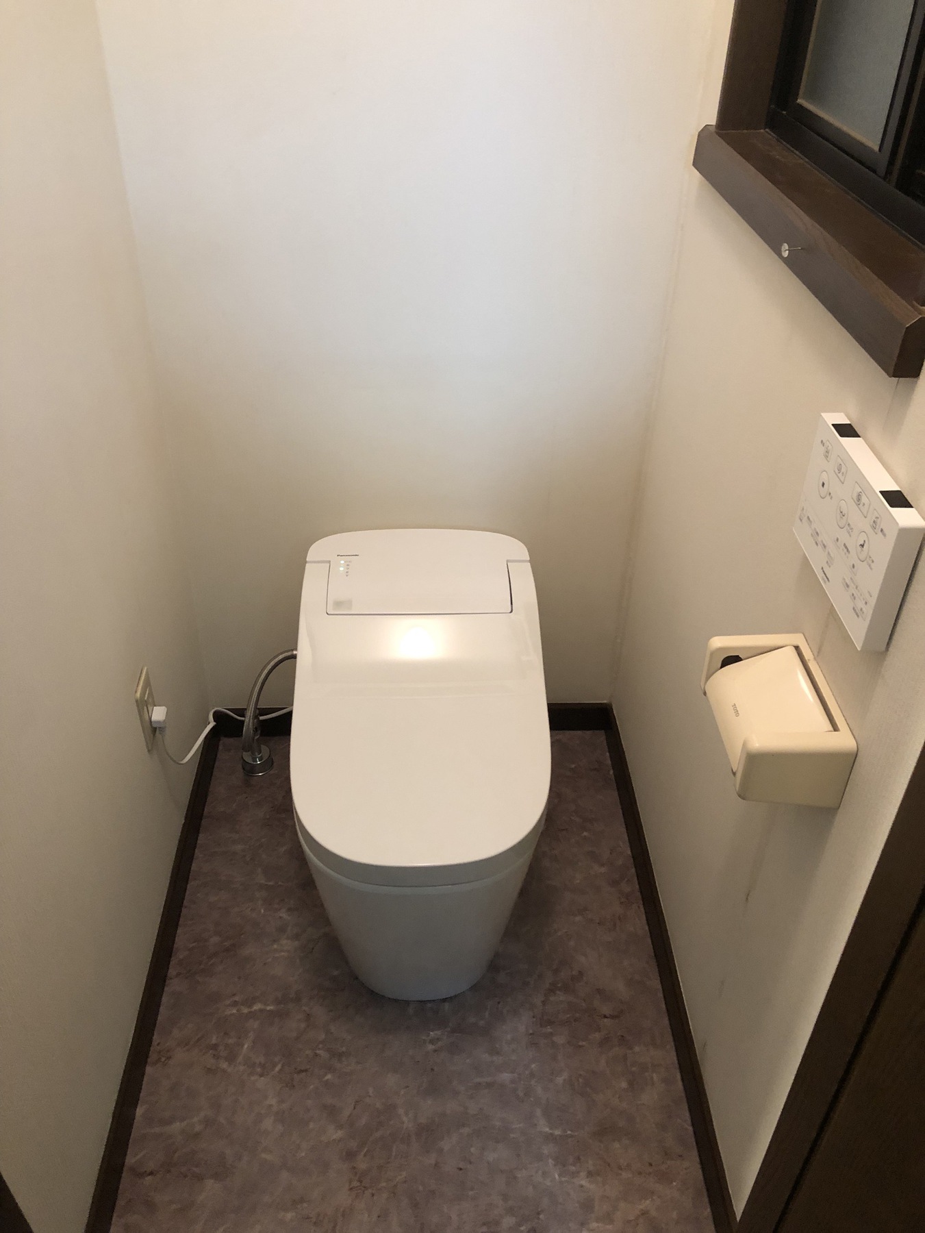 長野市 トイレ入替工事 パナソニック アラウーノS160+床張り替えの写真