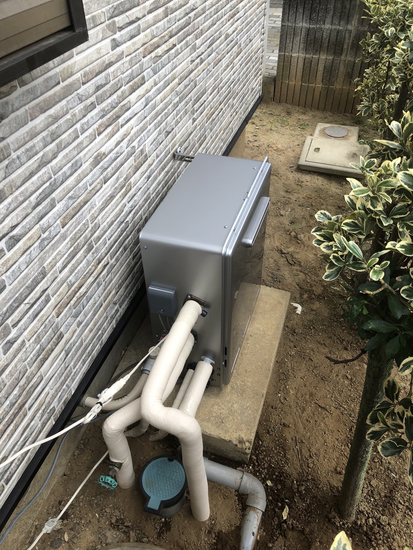 長野市　ガス給湯器　シャワー水栓　のリフォーム写真