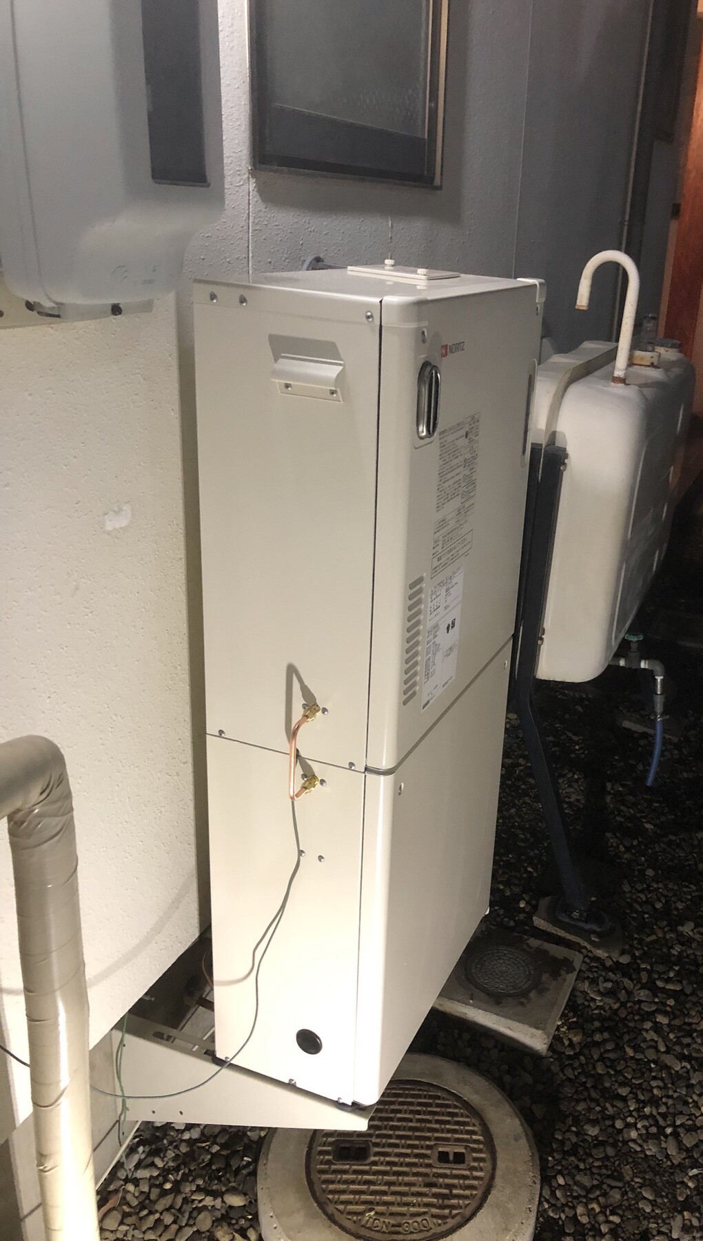 石油暖房熱源機交換のリフォーム写真