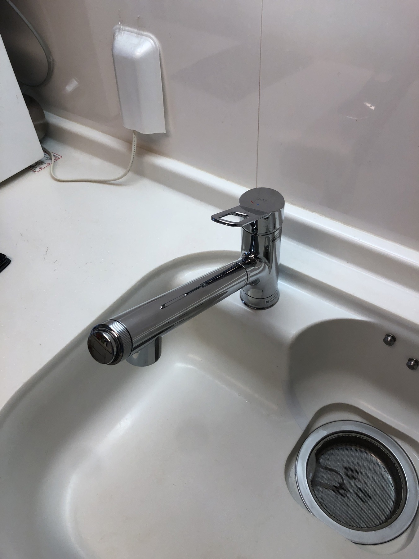 LIXIL　浄水器付き水栓　のリフォーム写真