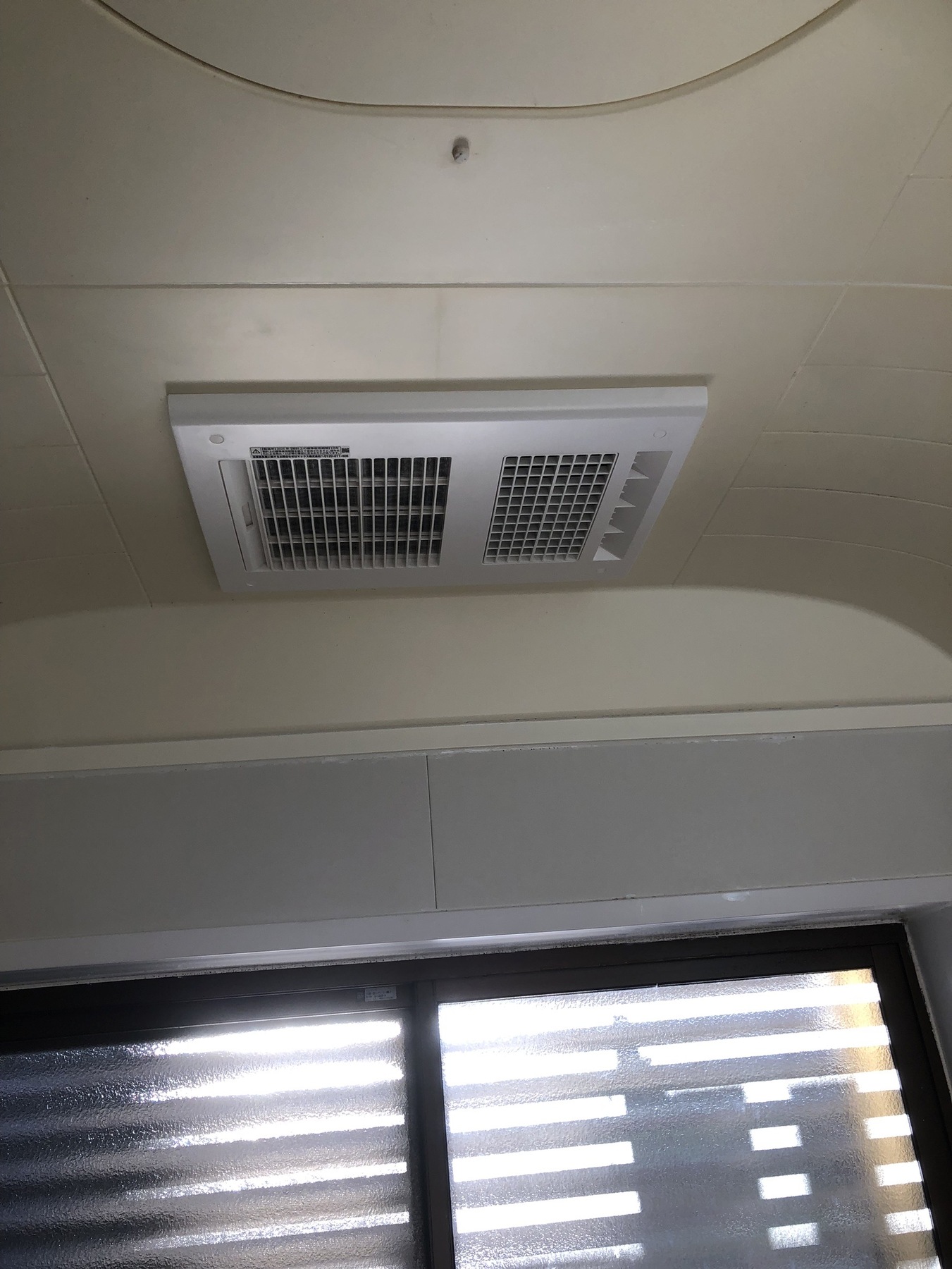 換気扇から浴室暖房換気へのリフォーム写真