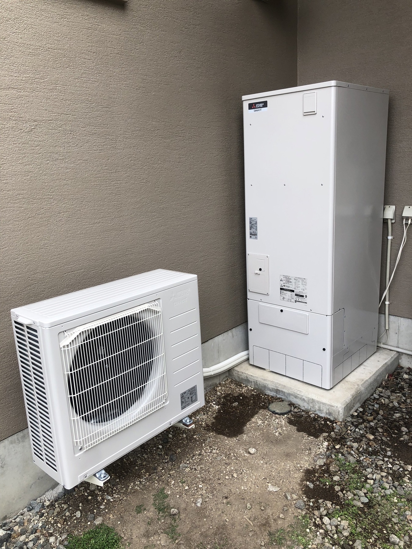 三菱 エコキュート 460Lの写真