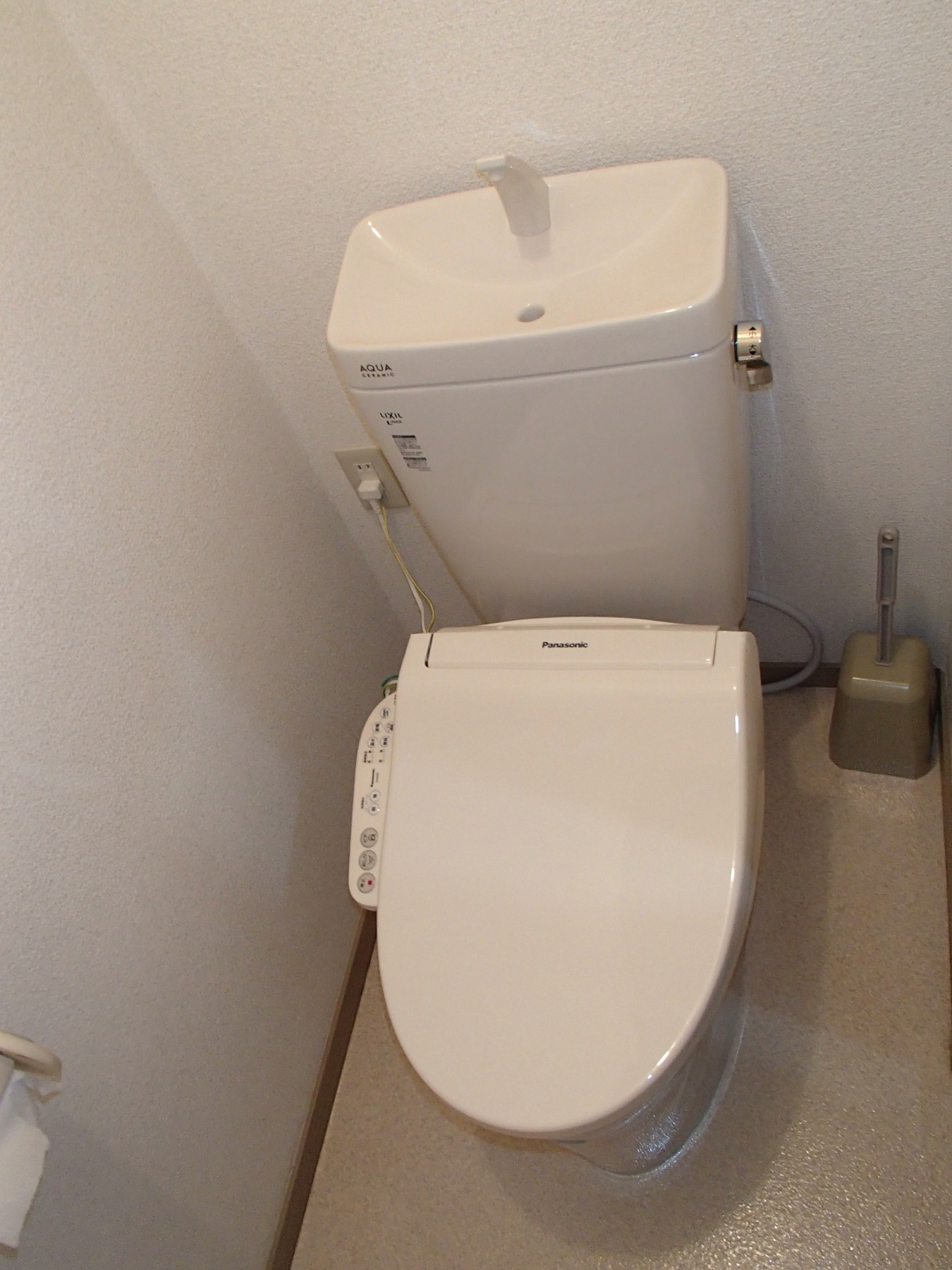 長野県長野市　LIXIL　アメージュZリトイレ取替のリフォーム写真