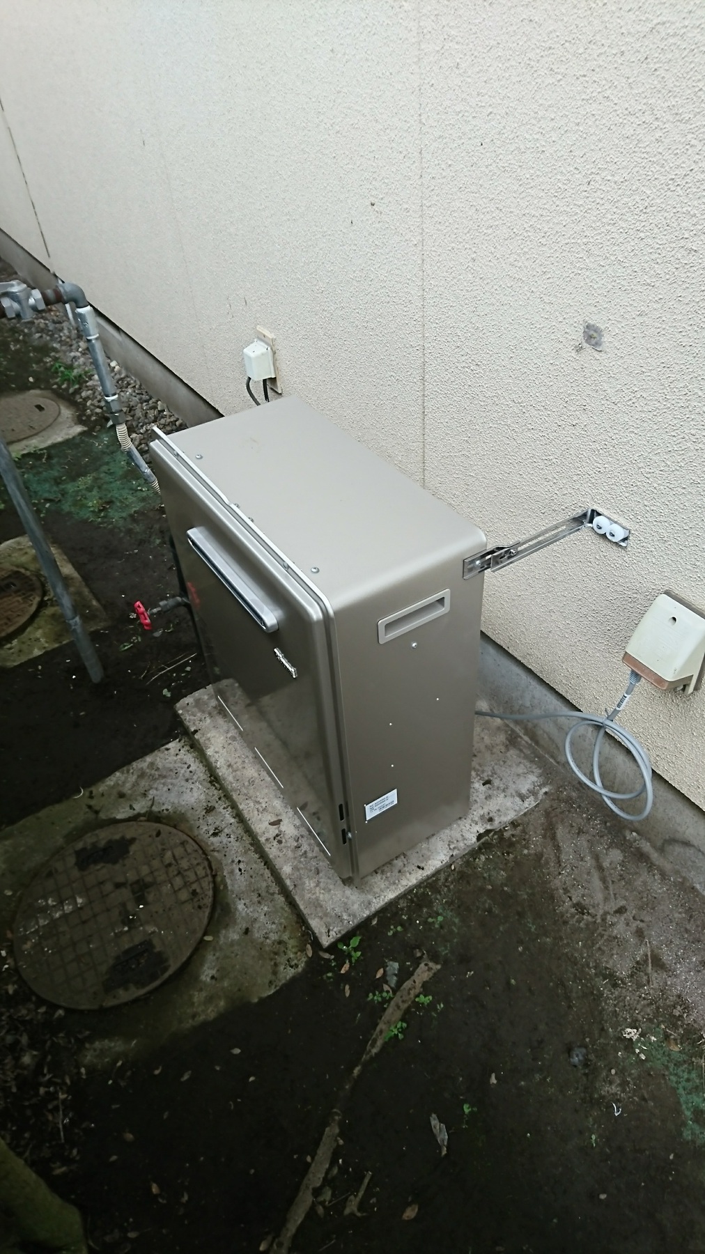 群馬県　リンナイ　ガス給湯器のリフォーム写真