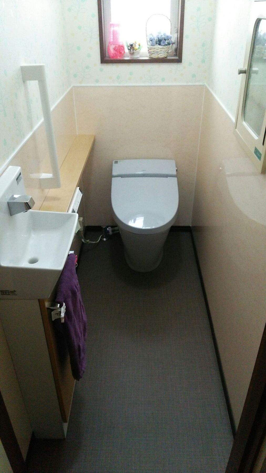 長野県長野市　トイレ内装リフォーム工事のリフォーム写真