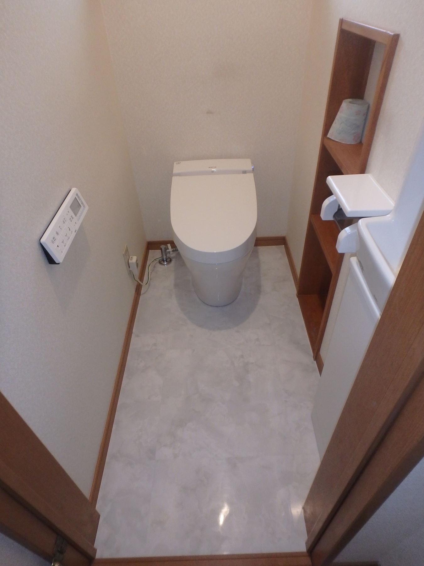 長野県長野市　LIXILトイレ　サティスS取替工事のリフォーム写真