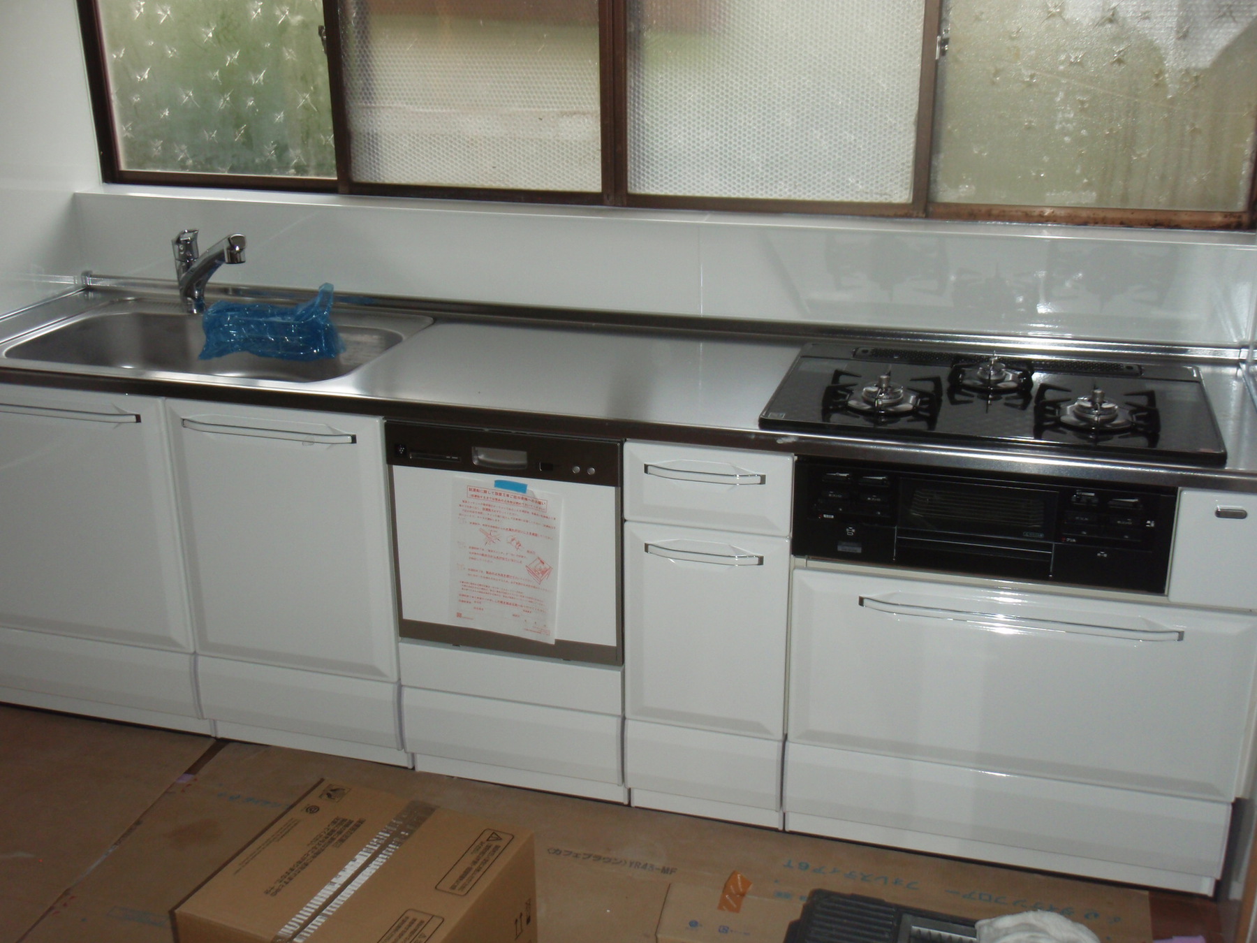 群馬県伊勢崎市　タカラスタンダード　キッチン取替工事のリフォーム写真