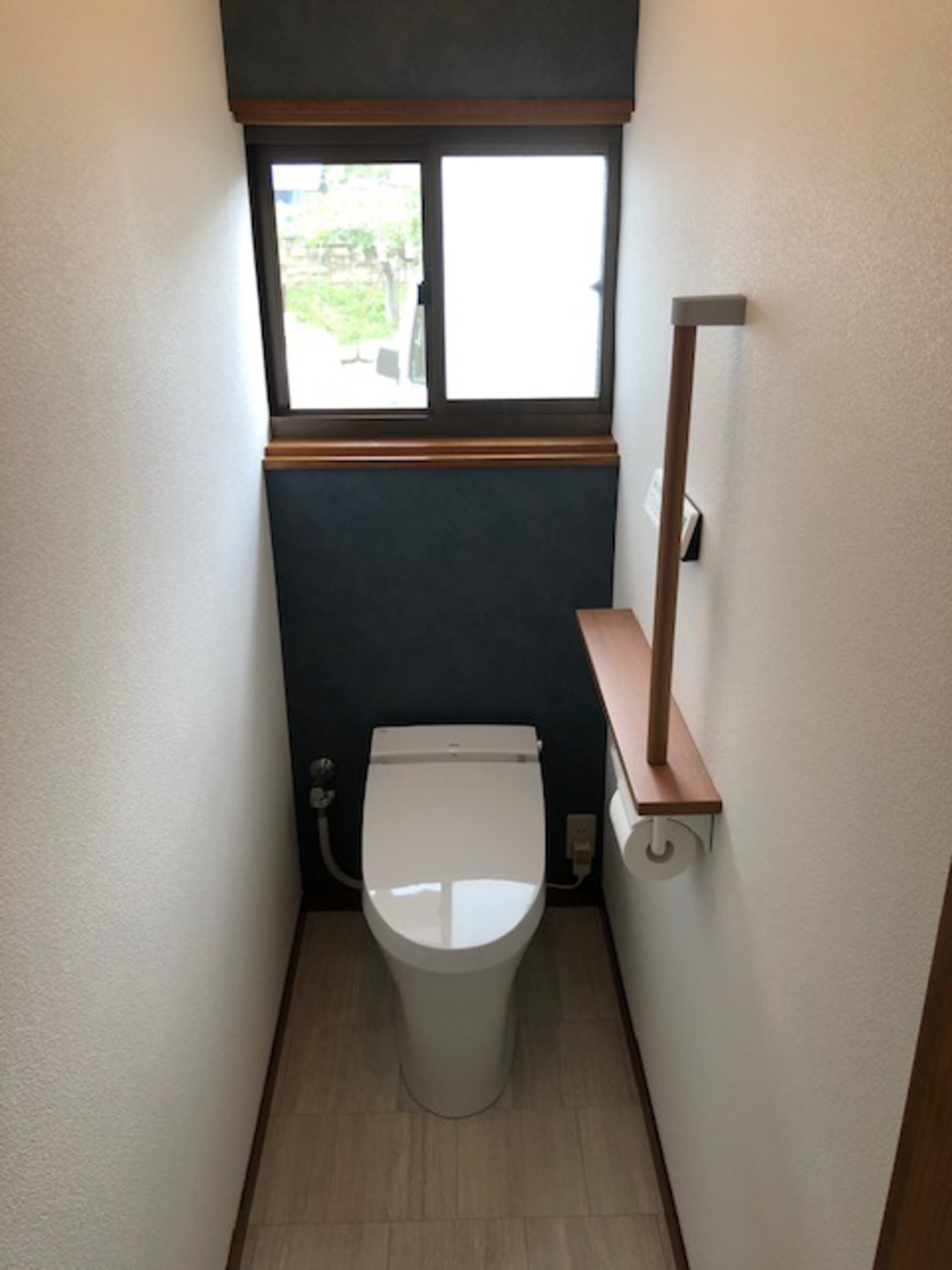 コンパクトトイレ　サティスS　内装工事のリフォーム写真